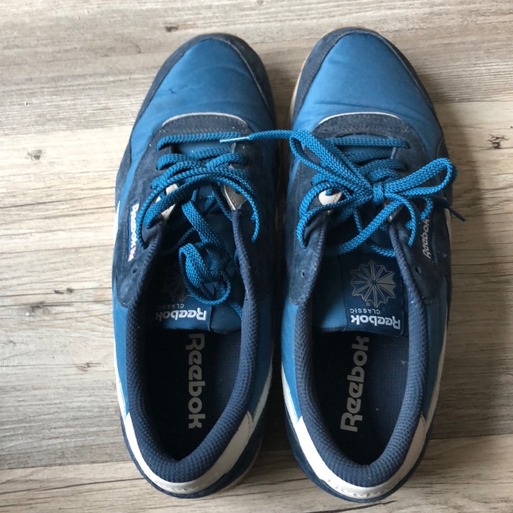 Reebok Classics. Nylon/suede.